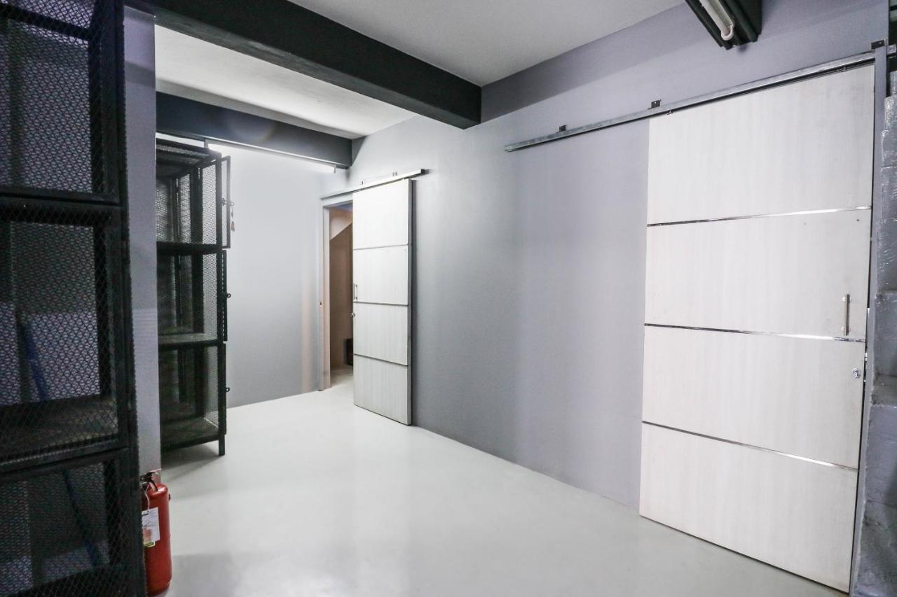 Oyo 823 Oliver'S Hostel (Adults Only) Ban Khlong Nang Li Exterior photo