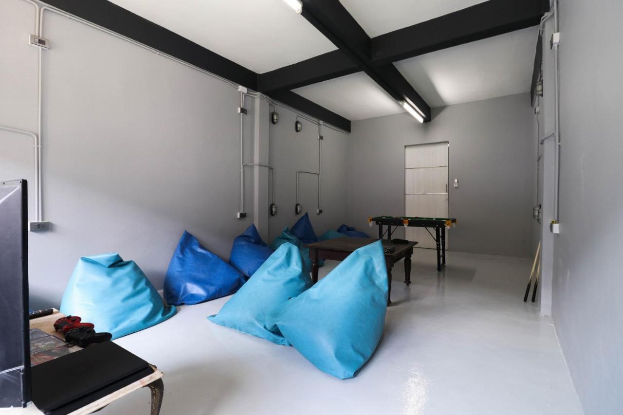 Oyo 823 Oliver'S Hostel (Adults Only) Ban Khlong Nang Li Exterior photo